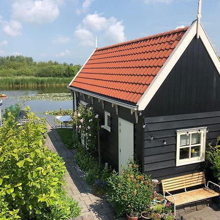 Het Pulletje Hotel Westzaan Bagian luar foto