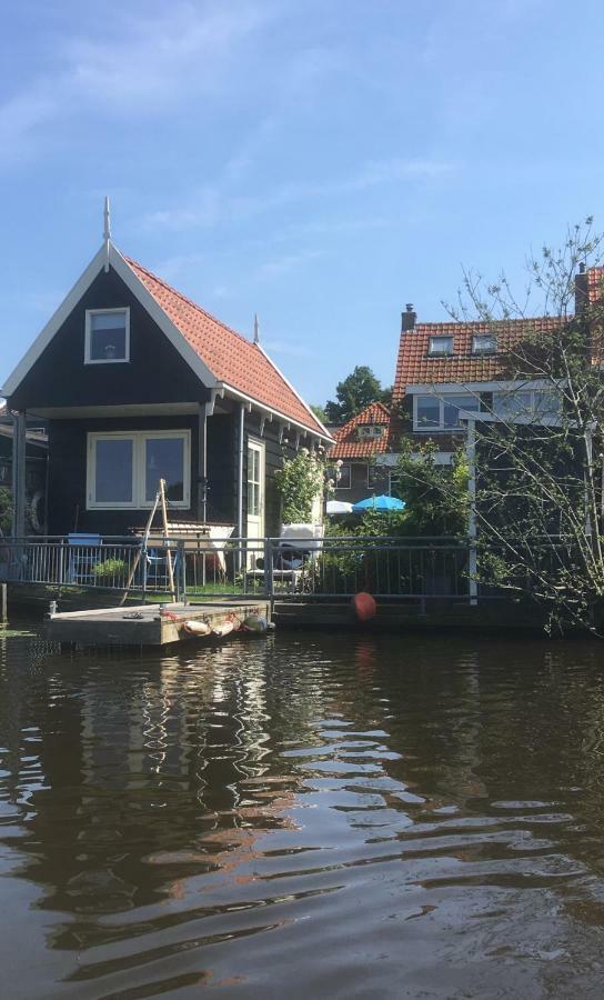 Het Pulletje Hotel Westzaan Bagian luar foto